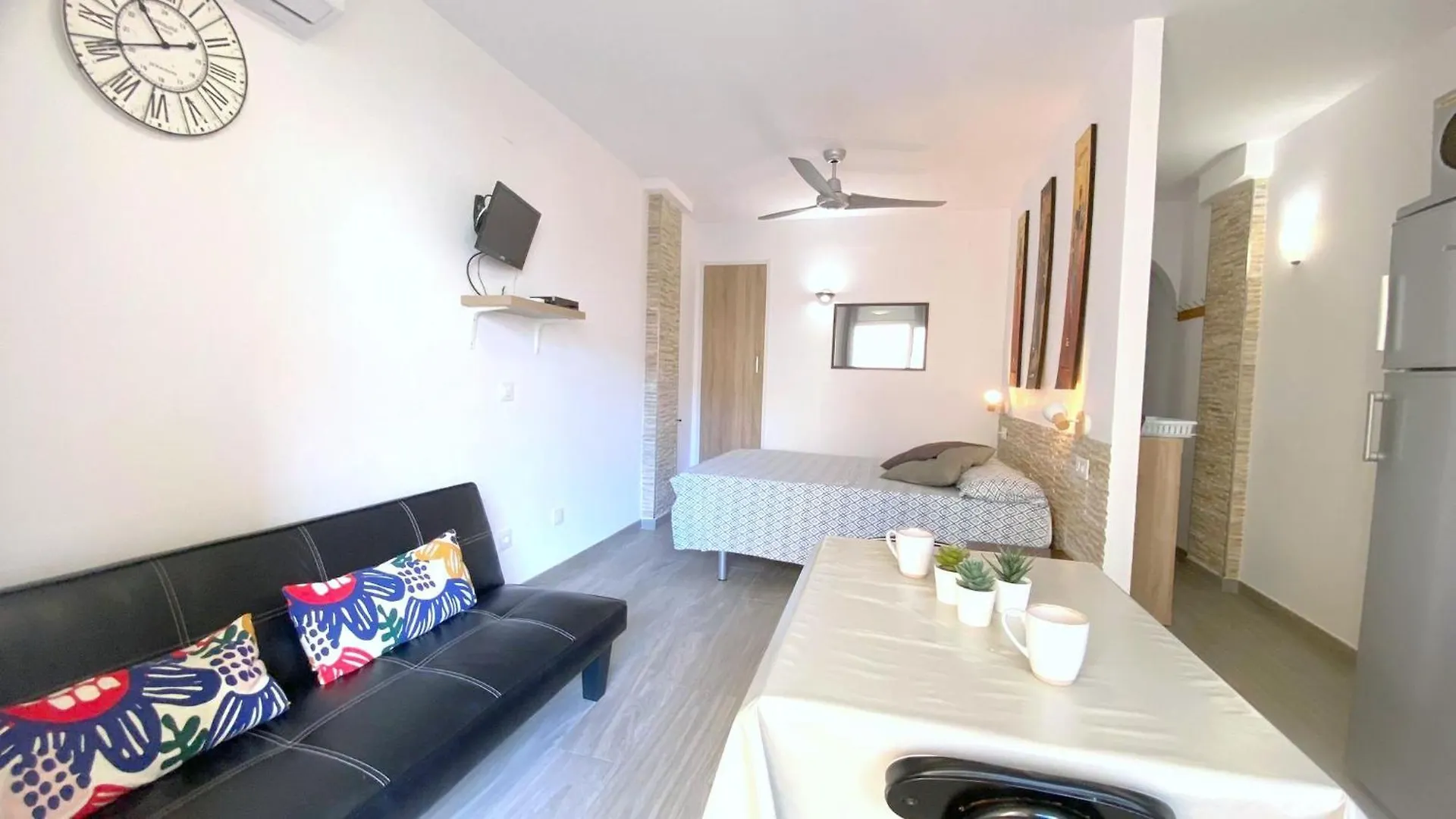 Maeva 1B Apartment Roses