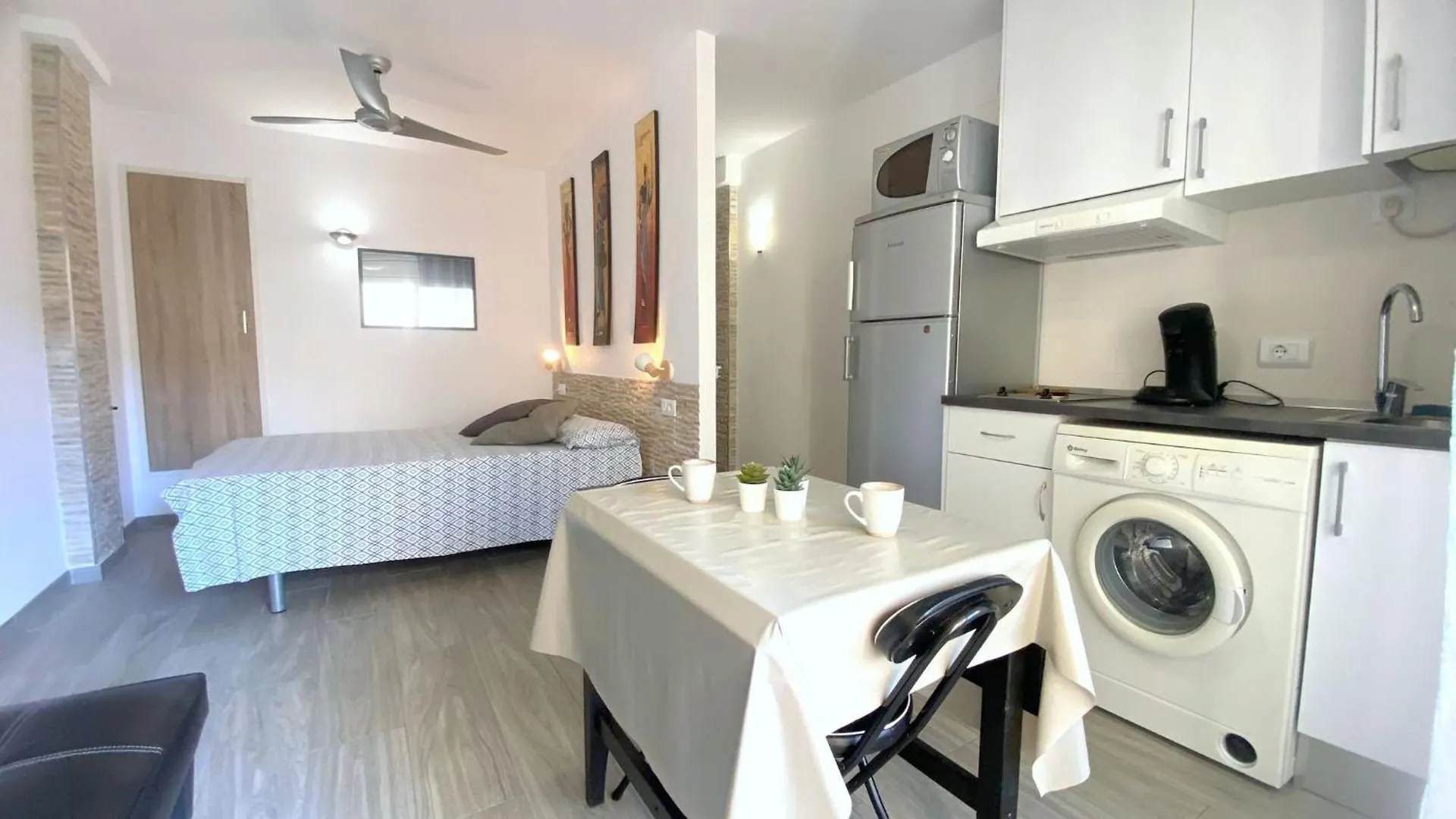 Maeva 1B Apartment Roses
